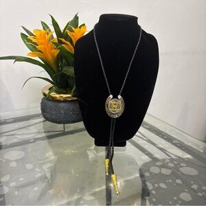 Black and Gold Horseshoe Bolo Necklace - Western-Inspired Women’s Jewelry